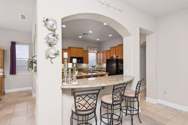 100 Starr Ct, Lincoln, CA 95648