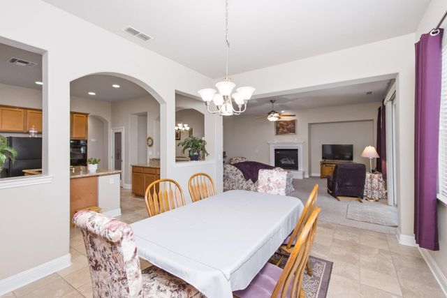 100 Starr Ct, Lincoln, CA 95648