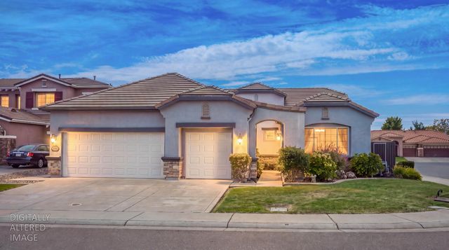 100 Starr Ct, Lincoln, CA 95648