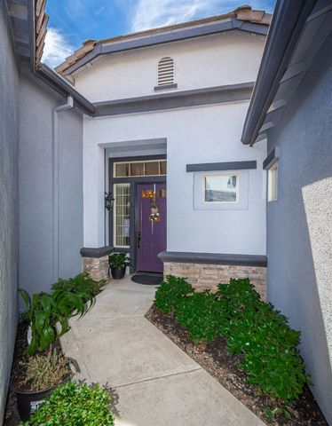 100 Starr Ct, Lincoln, CA 95648