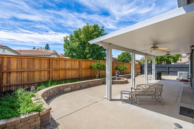 100 Starr Ct, Lincoln, CA 95648