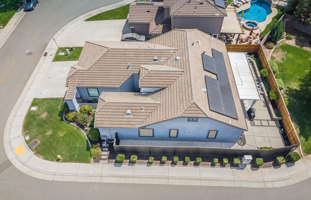 100 Starr Ct, Lincoln, CA 95648