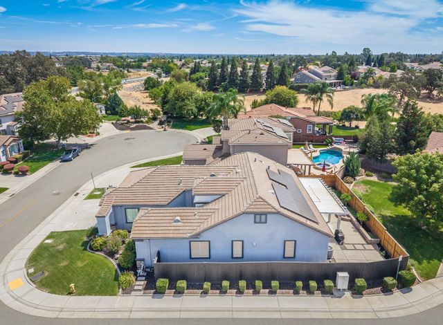 100 Starr Ct, Lincoln, CA 95648