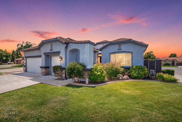 100 Starr Ct, Lincoln, CA 95648