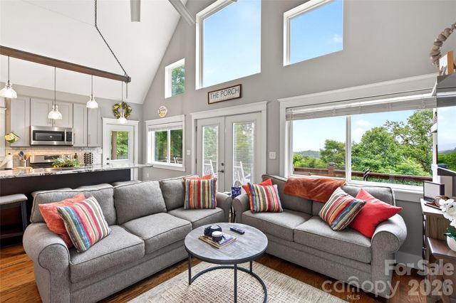 696 Hickory Nut Hollow, Old Fort, NC 28762