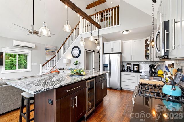 696 Hickory Nut Hollow, Old Fort, NC 28762