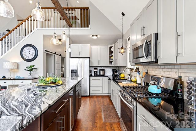 696 Hickory Nut Hollow, Old Fort, NC 28762