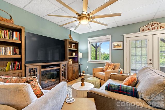 696 Hickory Nut Hollow, Old Fort, NC 28762