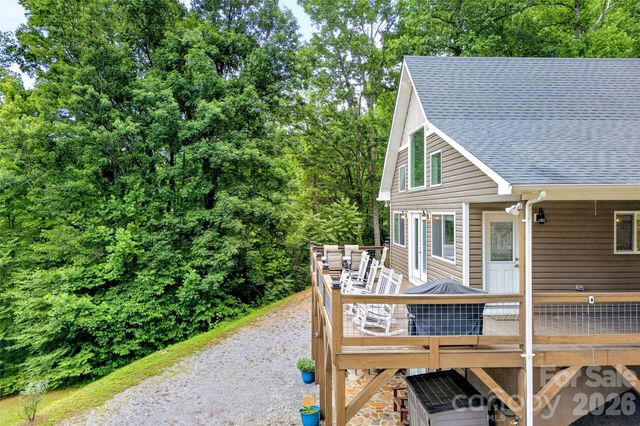 696 Hickory Nut Hollow, Old Fort, NC 28762