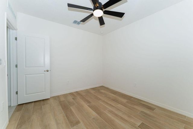 138 SW Carter Avenue, Port St. Lucie, FL 34983