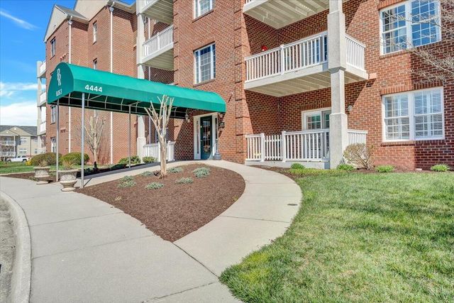 4444 Pheasant Ridge Rd Apt 405, Roanoke, VA 24014