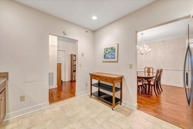 4444 Pheasant Ridge Rd Apt 405, Roanoke, VA 24014