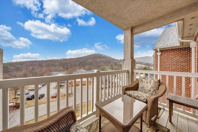 4444 Pheasant Ridge Rd Apt 405, Roanoke, VA 24014