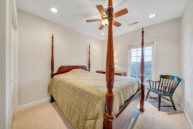 4444 Pheasant Ridge Rd Apt 405, Roanoke, VA 24014