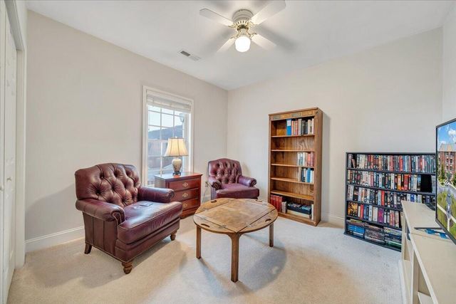 4444 Pheasant Ridge Rd Apt 405, Roanoke, VA 24014