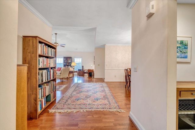 4444 Pheasant Ridge Rd Apt 405, Roanoke, VA 24014