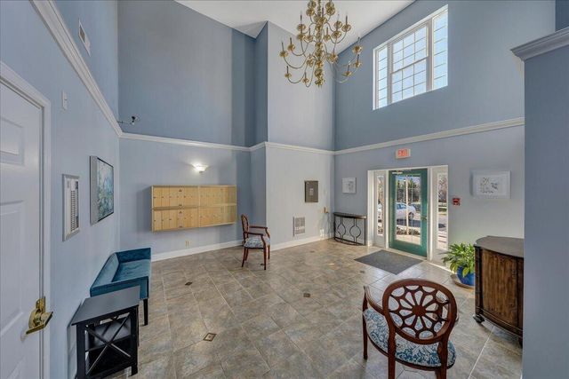 4444 Pheasant Ridge Rd Apt 405, Roanoke, VA 24014