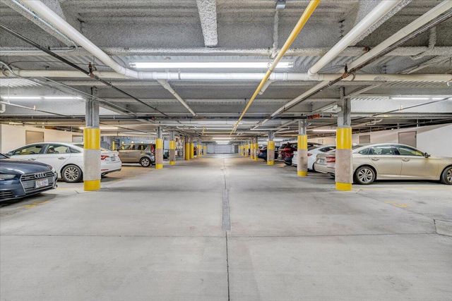 4444 Pheasant Ridge Rd Apt 405, Roanoke, VA 24014