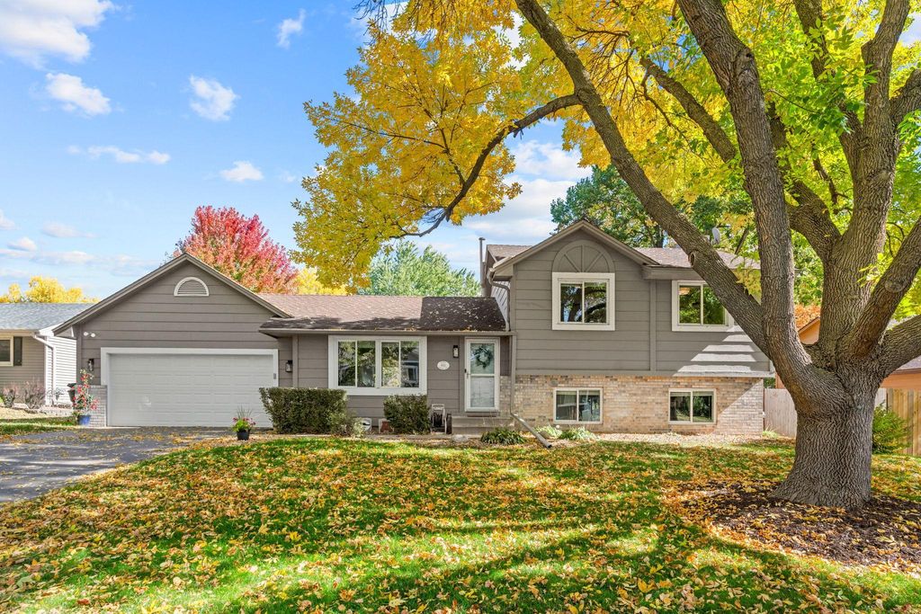 9150 Orchid Lane N, Maple Grove, MN 55369 — photo 2