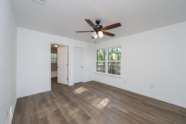 2364 Susan Drive, Crestview, FL 32536