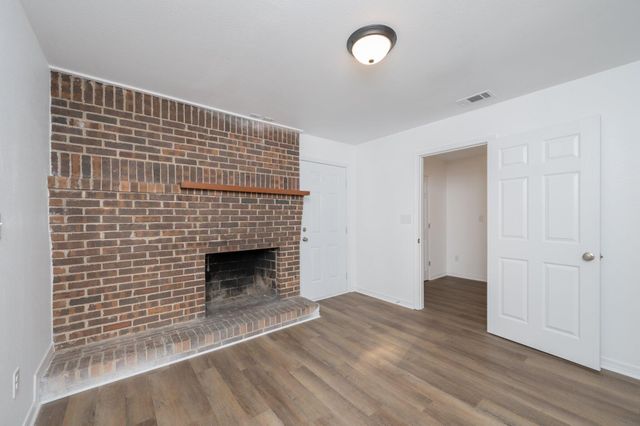 2364 Susan Drive, Crestview, FL 32536