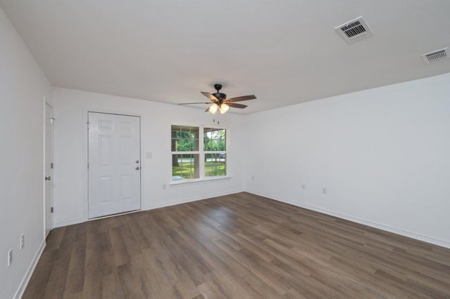 2364 Susan Drive, Crestview, FL 32536