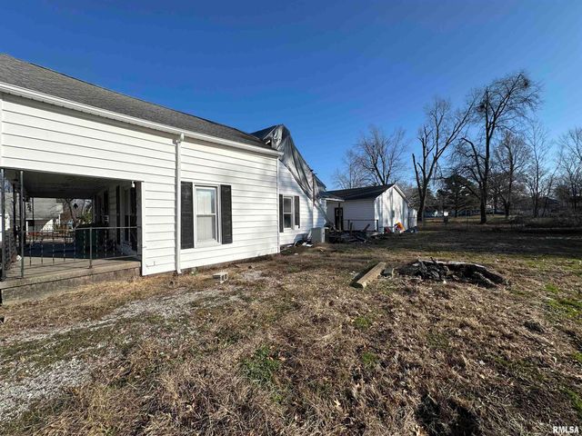 700 S 23RD Street, Herrin, IL 62948