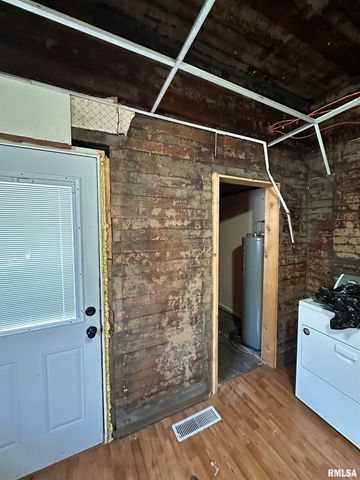 700 S 23RD Street, Herrin, IL 62948