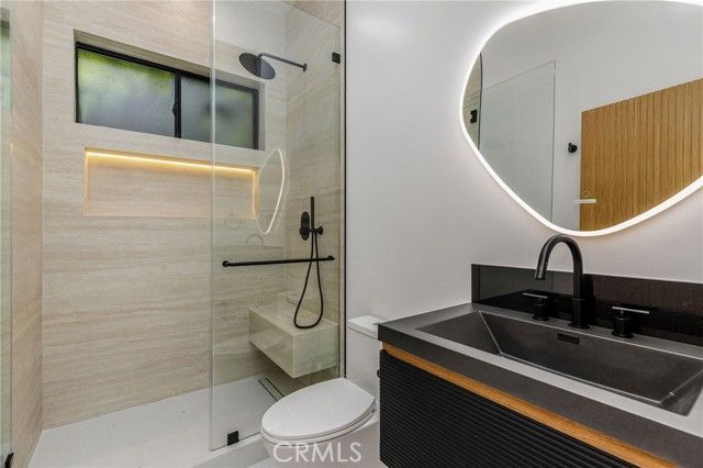 22845 Dolorosa Street, Woodland Hills (los Angeles), CA 91367