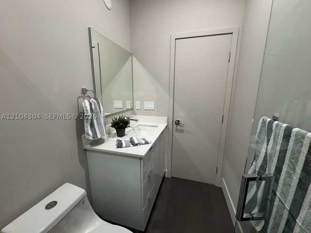 1028 NW 8th Ave, Fort Lauderdale, FL 33311