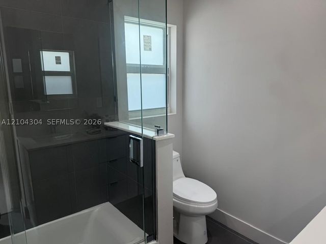 1028 NW 8th Ave, Fort Lauderdale, FL 33311