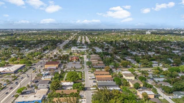 1028 NW 8th Ave, Fort Lauderdale, FL 33311