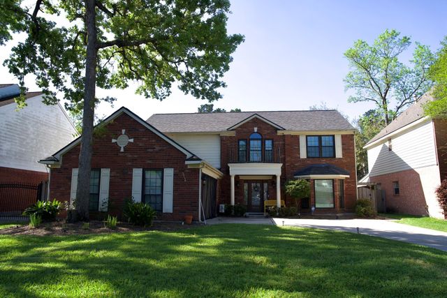 29 Dover Drive, Conroe, TX 77304