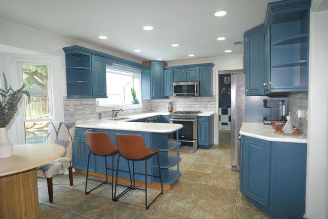 29 Dover Drive, Conroe, TX 77304