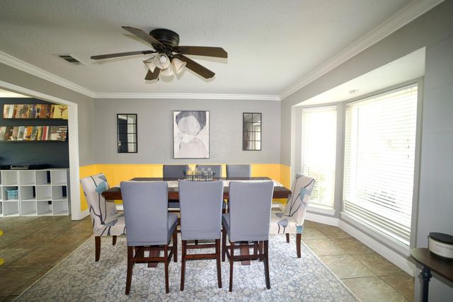 29 Dover Drive, Conroe, TX 77304