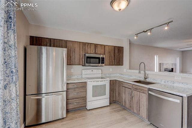 1964 Mineola Street D, Colorado Springs, CO 80915