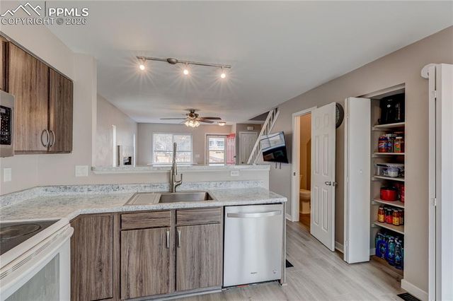 1964 Mineola Street D, Colorado Springs, CO 80915