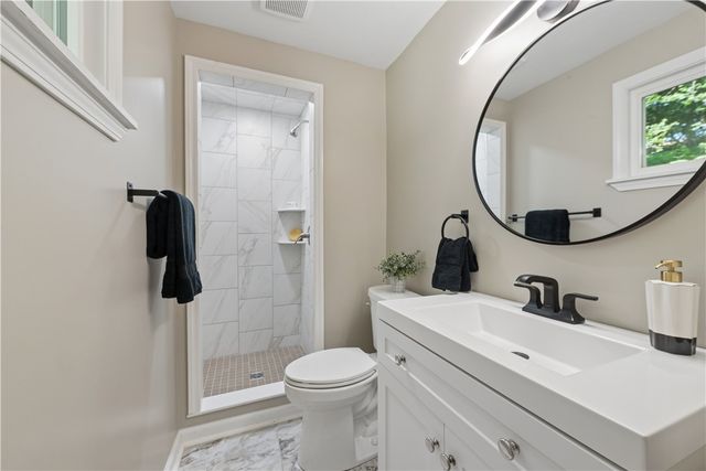 2317 Marbury Rd, Churchill Boro, PA 15221