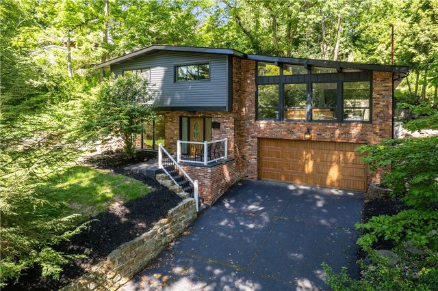 2317 Marbury Rd, Churchill Boro, PA 15221