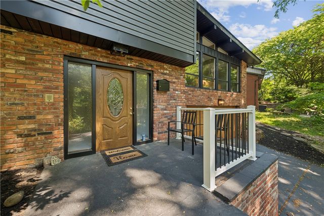2317 Marbury Rd, Churchill Boro, PA 15221
