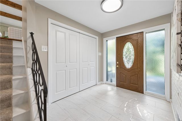 2317 Marbury Rd, Churchill Boro, PA 15221