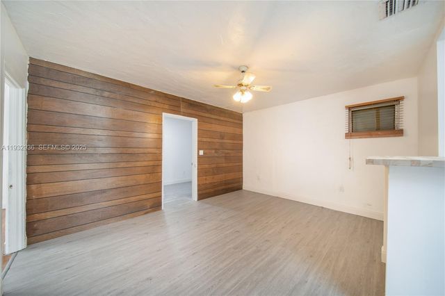 435 SW 33rd Ave 4, Miami, FL 33135