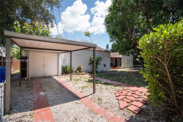 435 SW 33rd Ave 4, Miami, FL 33135