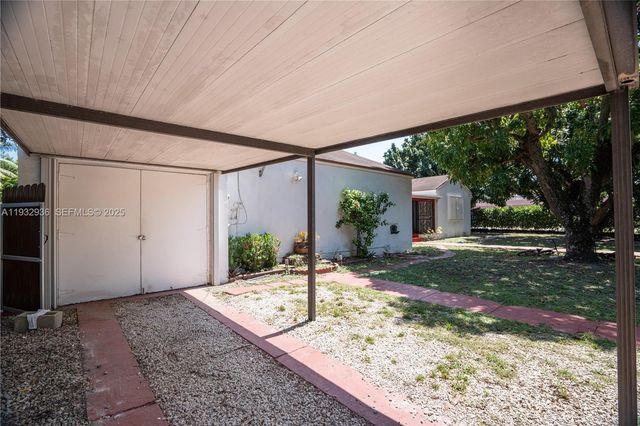 435 SW 33rd Ave 4, Miami, FL 33135