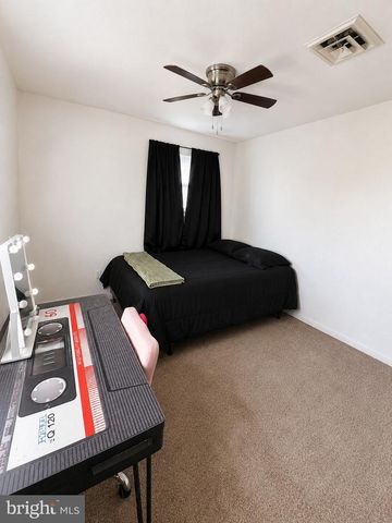 5706 CAMP SPRINGS AVE, Temple Hills, MD 20748