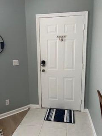 8292 Mulligan Cir Unit B, Port St Lucie, FL 34986