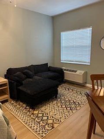 8292 Mulligan Cir Unit B, Port St Lucie, FL 34986