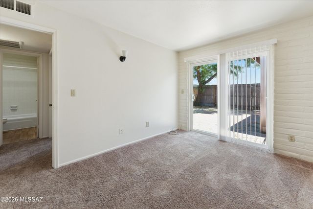 3960 E Flower St Apt 30, Tucson, AZ 85712