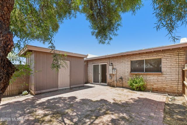 3960 E Flower St Apt 30, Tucson, AZ 85712