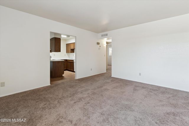 3960 E Flower St Apt 30, Tucson, AZ 85712